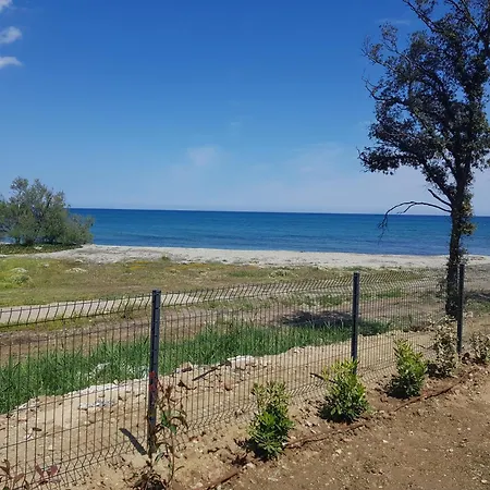 Bravone 74- Piscine En Residence-clim-wifi-pieds Dans L'eau شقة *