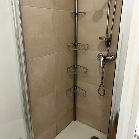 Bravone 74- Piscine En Residence-clim-wifi-pieds Dans L'eau Linguizzetta